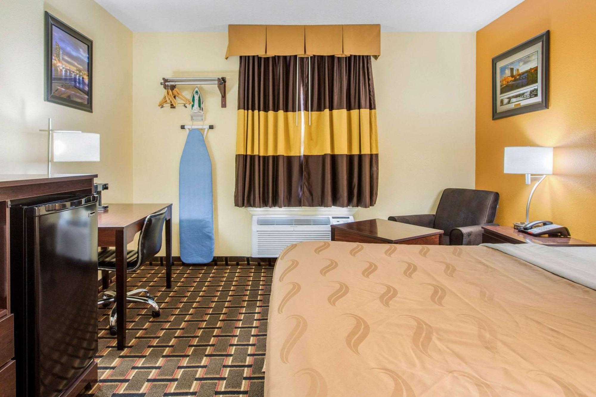 Quality Inn Grand Rapids Near Downtown Wyoming Exterior foto