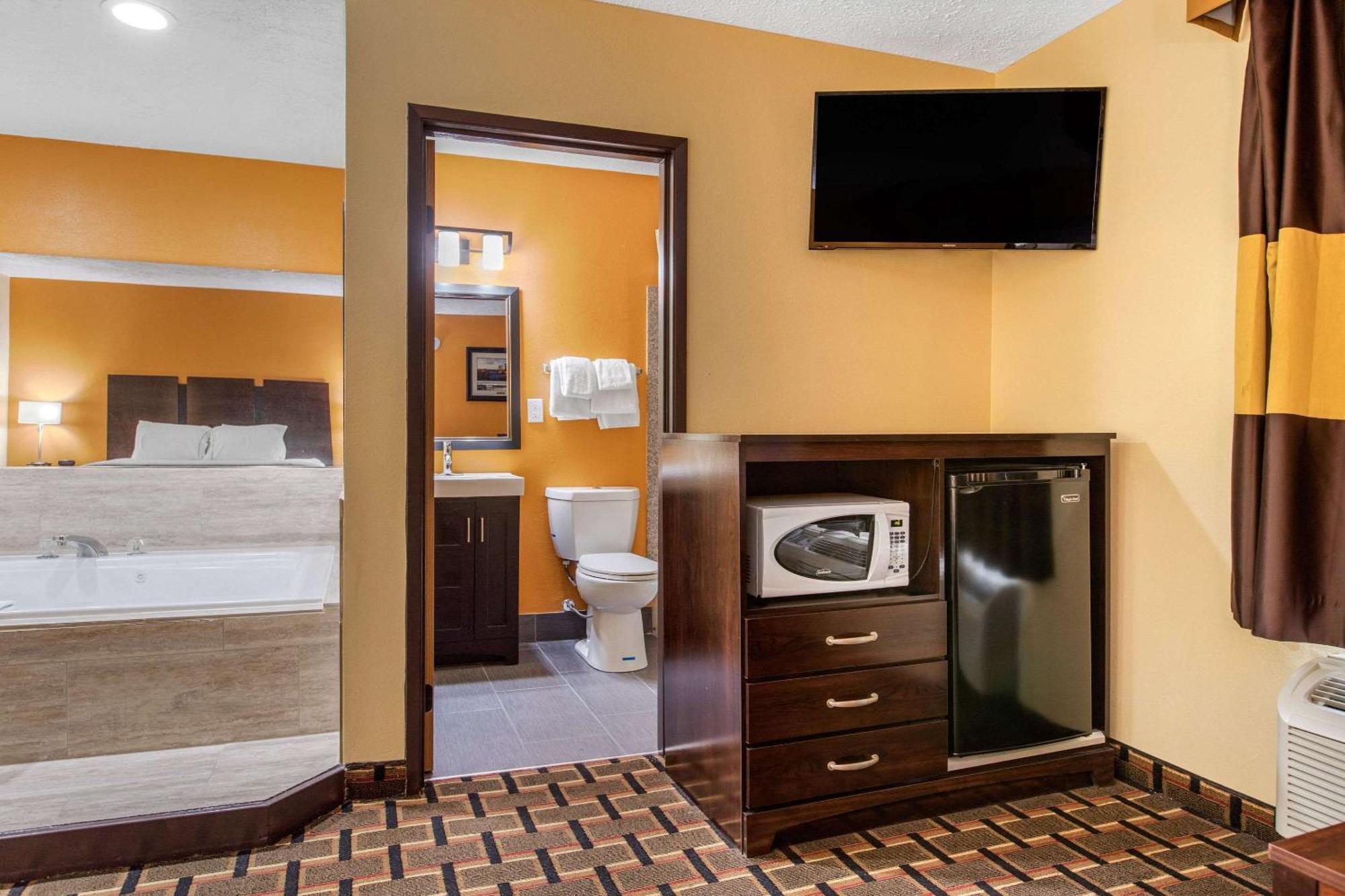 Quality Inn Grand Rapids Near Downtown Wyoming Exterior foto